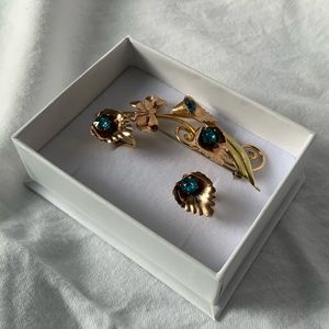 Van Dell Vintage 1940 jewelry 12KT gold filled brooch & earrings aqua blue stone